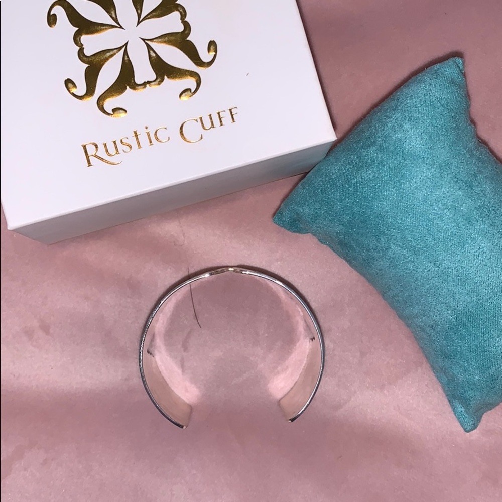 🎁Rustic Cuff Bracelet🎁 - Picture 2 of 9
